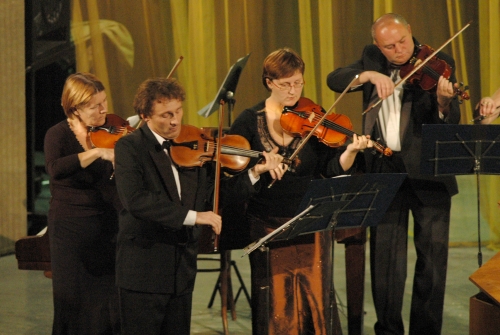 Husľový koncert  v DK Javorina