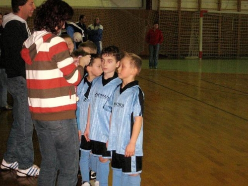 Najmladší futbalisti MFK Stará Turá na halovom turnaji v Trenčíne