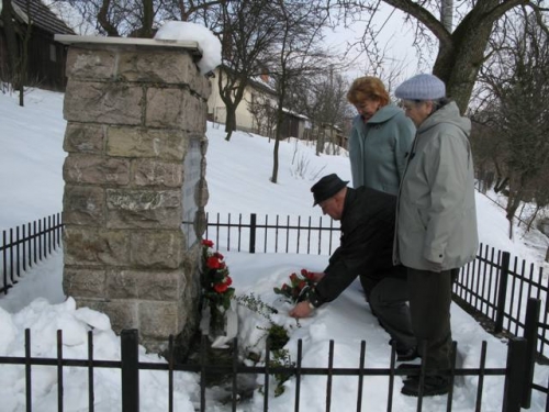 Spomienka v osade Hlavina
