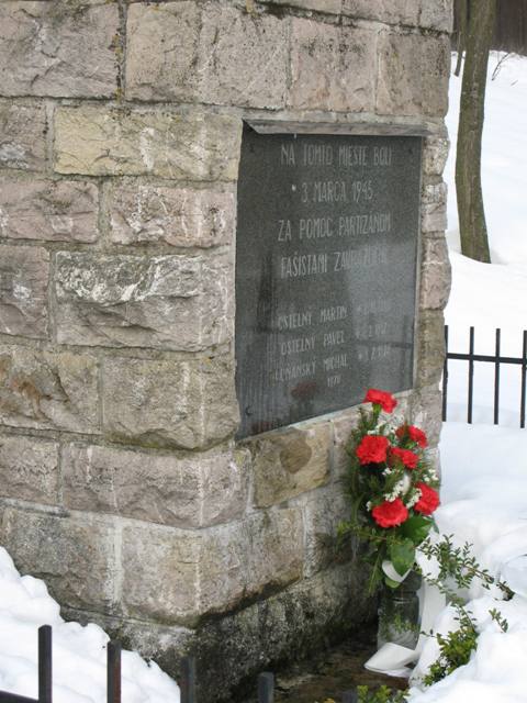 Spomienka v osade Hlavina