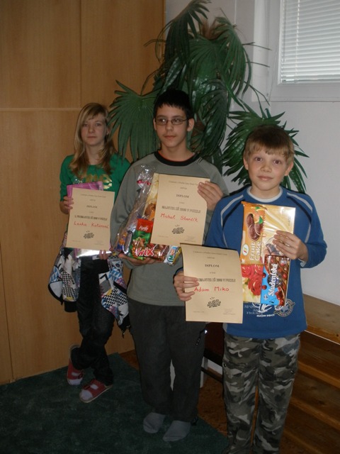 Víťazi Majstrovstiev detí ZŠ 2009 v skladaní puzzle
