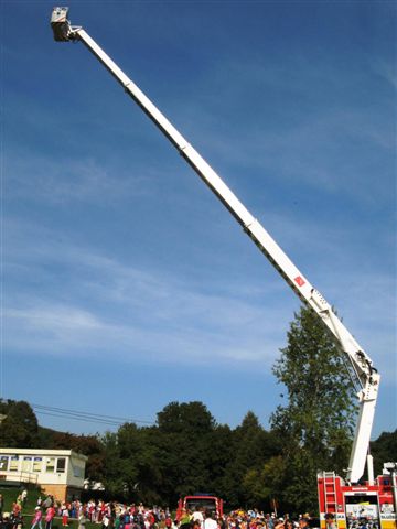 Polícia deťom (10. 9. 2009 v areáli  ATC Dubník)
