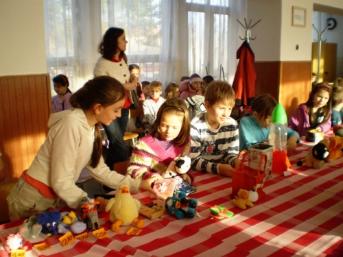 Burza hračiek