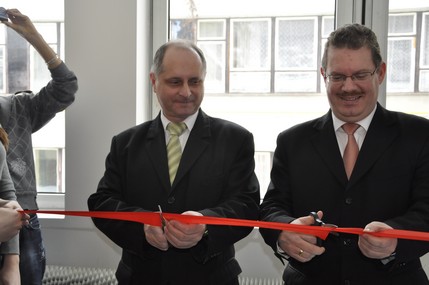 Slávnostné otvorenie laboratória inteligentných elektroinštalácií v SOŠ Stará Turá