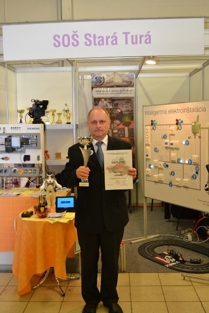 Výstava STREDOŠKOLÁK - HRDINA REMESLA  12. a 13. novembra 2015 v Trenčíne