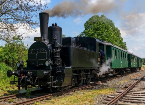 314.303