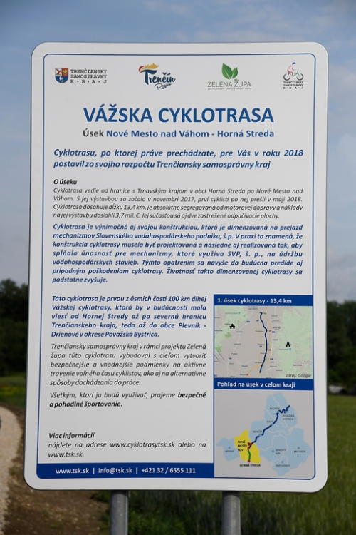 Slávnostné otvorenie prvých 13,4 km Vážskej cyklotrasy (autor: TSK)