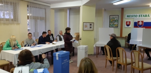 VOĽBY DO VÚC A KOMUNÁLNE VOĽBY 2022