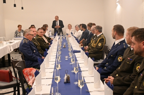 Slávnostné odhalenie pamätníka M. R. Štefánika v Starej Turej