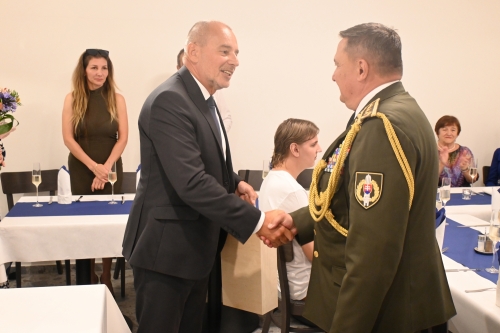 Slávnostné odhalenie pamätníka M. R. Štefánika v Starej Turej