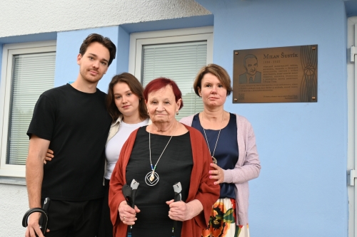 Slávnostné odhalenie pamätnej tabule a premenovanie športovej haly na Športovú halu Milana Šustíka