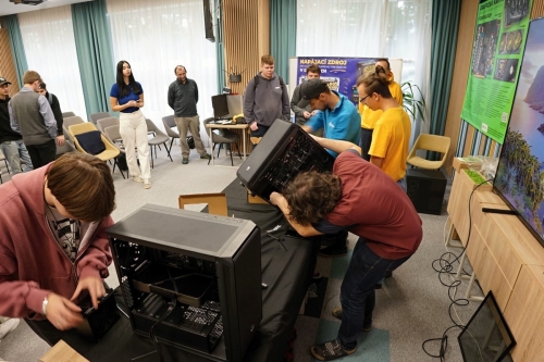 Najnovší hardvér na SPŠ Stará Turá - GeForce RTX 50, ATX 3.1, ...