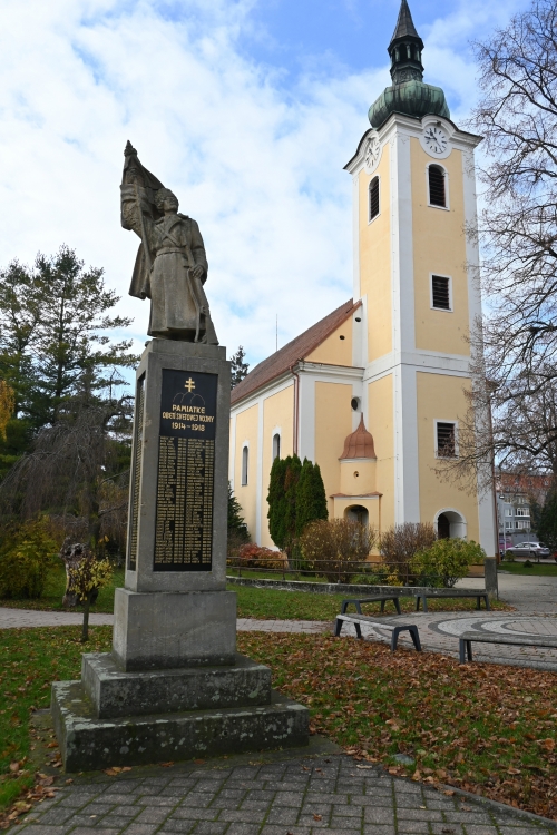 Spomienkový pietny akt pri príležitosti Medzinárodného dňa vojnových veteránov