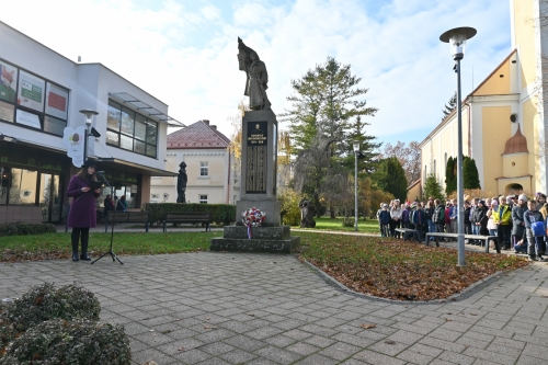 Spomienkový pietny akt pri príležitosti Medzinárodného dňa vojnových veteránov