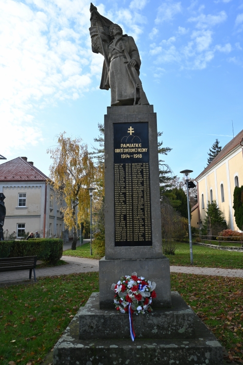 Spomienkový pietny akt pri príležitosti Medzinárodného dňa vojnových veteránov