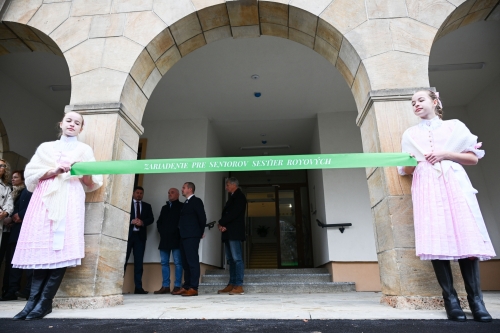 Zariadenie pre seniorov sestier Royových: