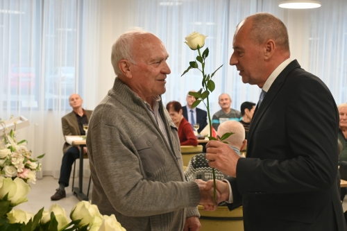 Slávnostné stretnutie jubilantov na Mestskom úrade v Starej Turej