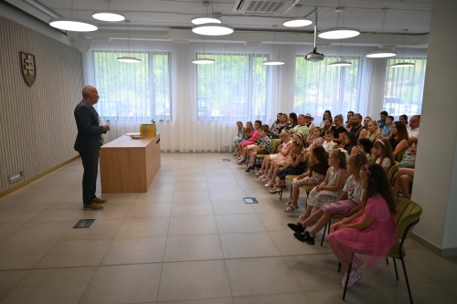 Predškoláci sa rozlúčili na mestskom úrade