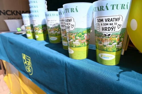 Vratné poháre